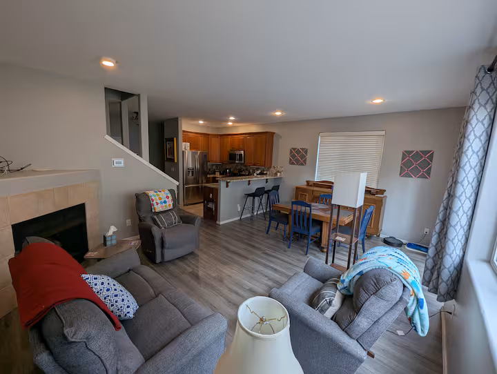 Living room image 2